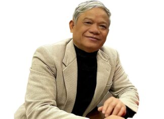 Hào hùng và đau thương. Và… – Tác giả: Nguyễn Sĩ Đại Hào hùng và đau thương. Và… - Tác giả: Nguyễn Sĩ Đại
