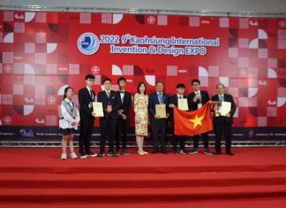 Nhóm học sinh Việt Nam giành Huy chương Vàng cuộc thi sáng chế quốc tế Nhóm học sinh Việt Nam giành Huy chương Vàng cuộc thi sáng chế quốc tế