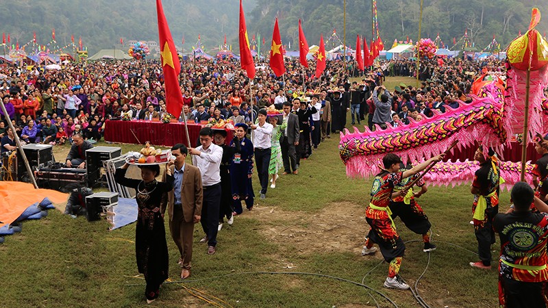 Bắc Kạn khôi phục lễ hội lồng tồng Ba Bể
