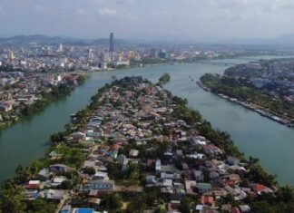 TP Huế sẽ chia làm đôi trong đề án đưa cả tỉnh lên thành phố trung ương TP Huế sẽ chia làm đôi trong đề án đưa cả tỉnh lên thành phố trung ương