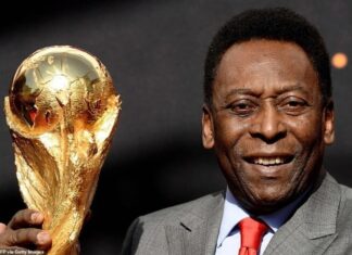 Vua bóng đá Pele qua đời ở tuổi 82 Pele được coi là một trong những cầu thủ bóng đá vĩ đại nhất mọi thời đại.