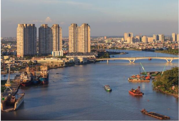 3 min 34 619x420 - Sông Sài Gòn - Biểu tượng thầm lặng của thành phố
