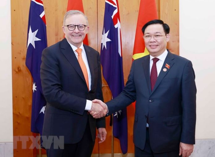 4 min 8 - Cựu Đại sứ Australia: Việt Nam đã thay đổi ngoạn mục sau 40 năm
