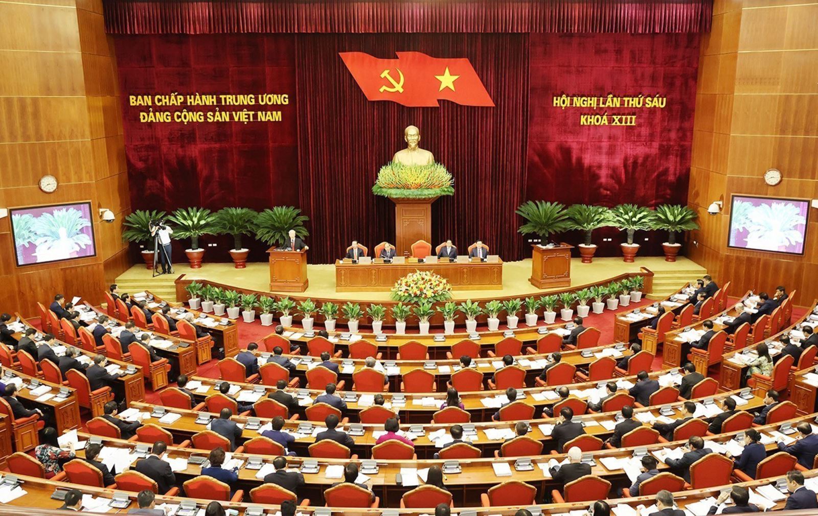 Hội nghị lần thứ sáu Ban Chấp hành Trung ương Đảng Cộng sản Việt Nam khóa XIII.