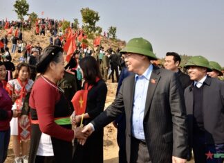 Chủ tịch Quốc hội Vương Đình Huệ: Xây dựng “nền kinh tế xanh”, phát triển đất nước hài hòa, bền vững