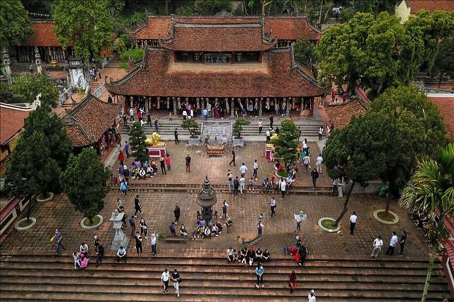 Chua Thien Tru nhon nhip trong ngay le hoi min - Lễ hội chùa Hương diễn ra từ mùng 2 Tết Nguyên đán