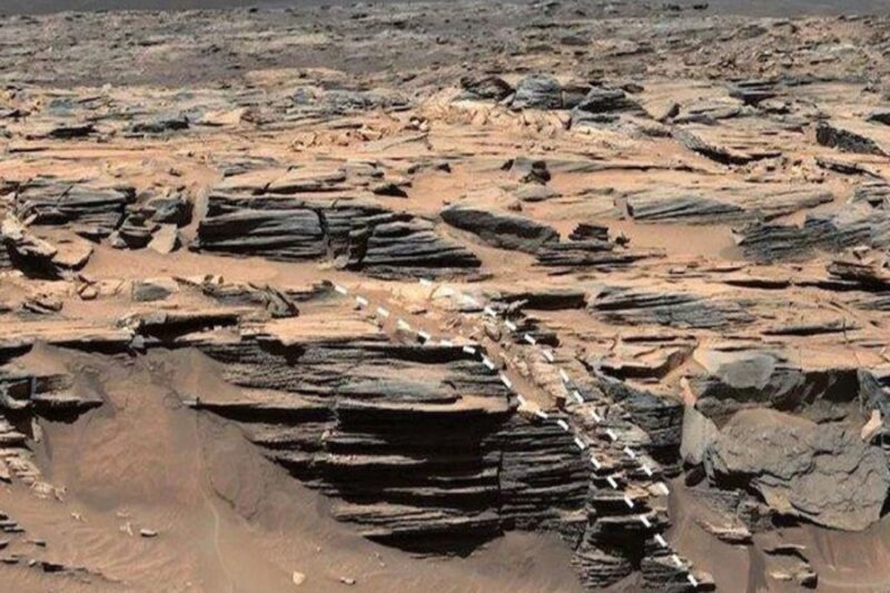 NASA phat hien mo da quy tren Sao Hoa min 800x533 - NASA phát hiện mỏ đá quý trên Sao Hỏa, sinh vật ngoài hành tinh đang 'canh giữ'?