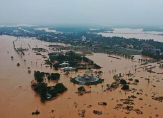 Quản lý, sử dụng hiệu quả, tiết kiệm tài nguyên, bảo vệ môi trường, chủ động thích ứng với biến đổi khí hậu