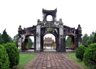 Nguyễn Thuyên là vị Tế tửu hiếm có - khi chỉ đỗ Cử nhân.