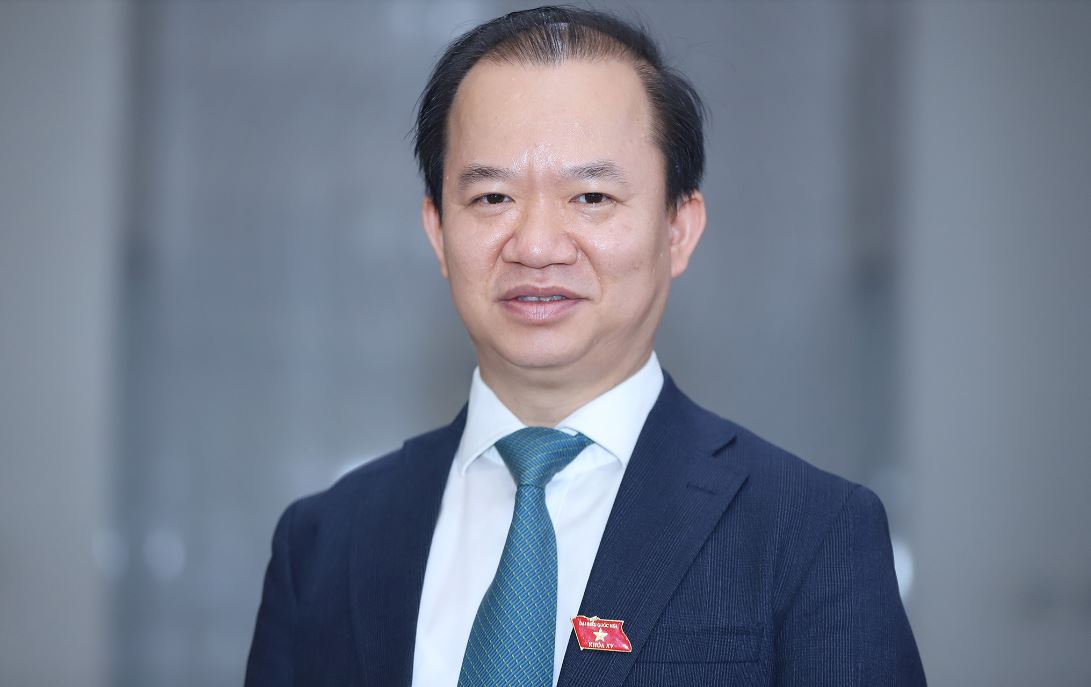 PGS.TS Bùi Hoài Sơn.