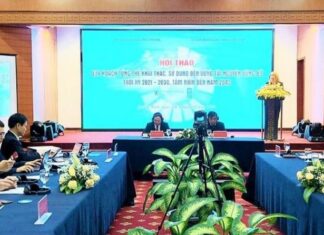 Phát triển bền vững kinh tế biển trong phạm vi vùng bờ Quang cảnh Hội thảo