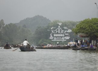 Kỳ vọng một mùa lễ hội Kỳ vọng một mùa lễ hội