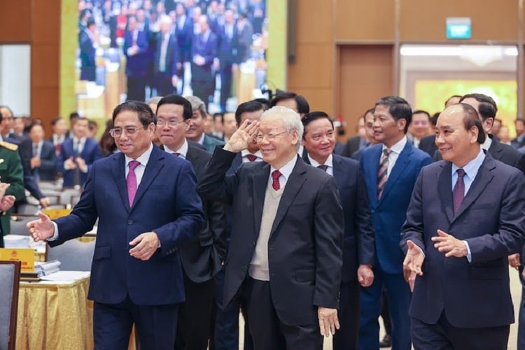 Tổng Bí thư Nguyễn Phú Trọng, Chủ tịch nước Nguyễn Xuân Phúc dự hội nghị Chính phủ với các địa phương.