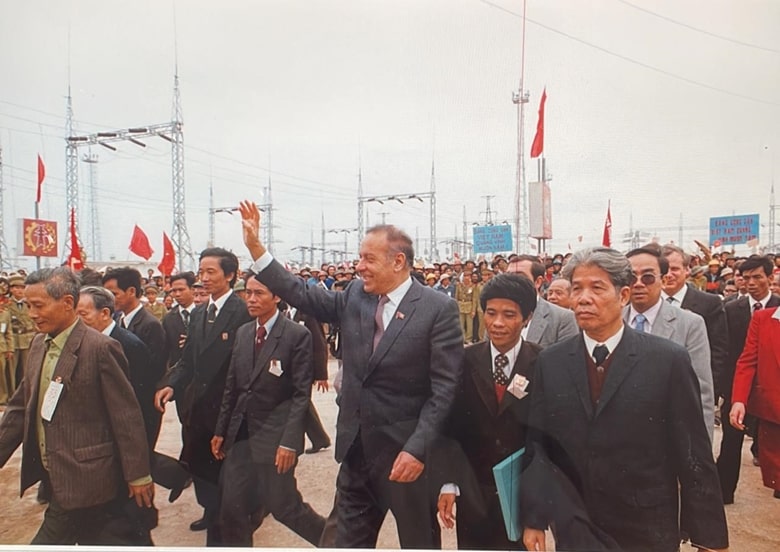 Tong thong Azerbaijan tham Viet Nam nam 1983 min - 'Tôi rất ấn tượng với những thành tựu mới nhất của Việt Nam'