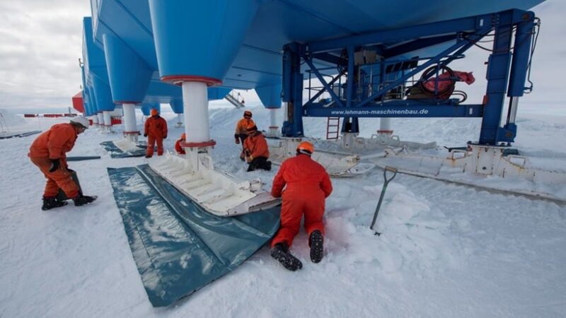 Tram nghien cuu Halley VI min 800x450 - Tảng băng trôi khổng lồ rộng 1.550 km2 vừa tách khỏi Nam Cực