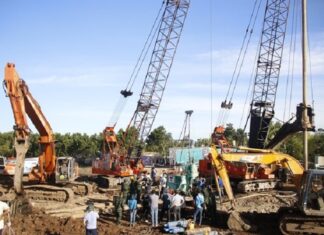 Vụ bé trai 10 tuổi rơi xuống trụ bê tông sâu 35m: Chuyên gia quốc tế vào cuộc Vụ bé trai 10 tuổi rơi xuống trụ bê tông sâu 35m: Chuyên gia quốc tế vào cuộc