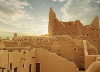 Thành phố Dariya, gần thủ đô Riyadh của Saudi Arabia được xây dựng bằng gạch bùn.