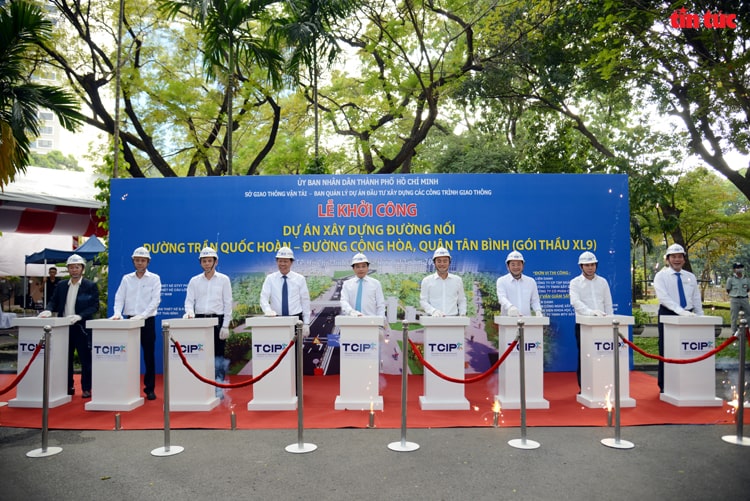 Tạo đòn bẩy vững chắc cho tăng trưởng kinh tế - Bài cuối: Chú trọng những khâu đột phá