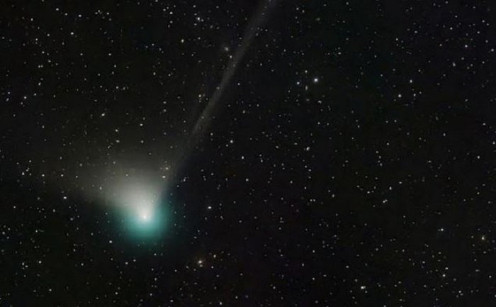 sao choi xanh min - Cơ hội ngắm sao chổi xanh đẹp siêu thực vào tháng 2 sắp tới