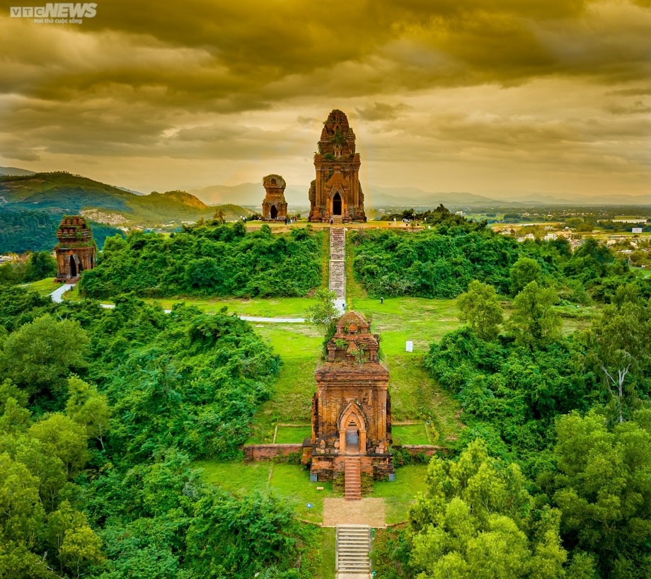 5 min 6 - Khám phá bí ẩn của 4 tháp Chăm nghìn năm tuổi ở Bình Định