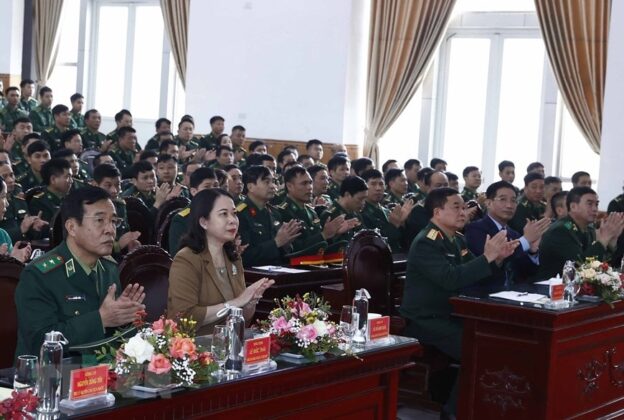 8 min 18 624x420 - Quyền Chủ tịch nước Võ Thị Ánh Xuân thăm Học viện Biên phòng