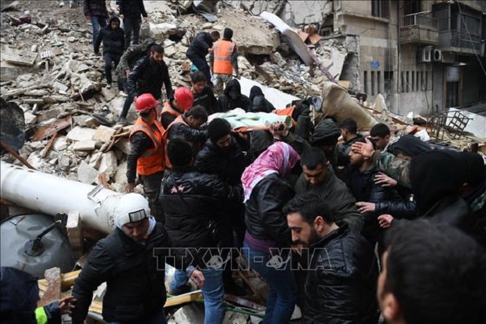 Luc luong cuu ho min - Động đất mạnh tại Thổ Nhĩ Kỳ: Thổ Nhĩ Kỳ kêu gọi hỗ trợ từ cộng đồng quốc tế