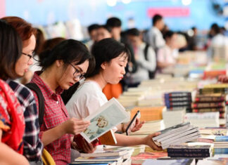 Ngày sách và Văn hóa đọc Việt Nam lần thứ 2: "Sách: Nhận thức - Đổi mới - Sáng tạo"; "Sách cho tôi, cho bạn"