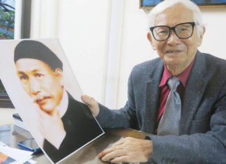 Mong có người tiếp nối việc nghiên cứu về vua Hàm Nghi Nhà nghiên cứu Nguyễn Đắc Xuân dành nhiều tâm huyết nghiên cứu về vua Hàm Nghi.