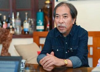 Nhà thơ Nguyễn Quang Thiều ‘chưa bao giờ làm việc gì mà bỏ nửa chừng’