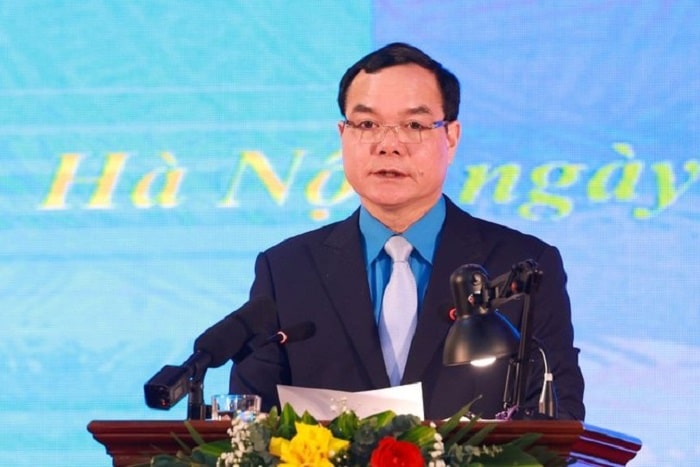 Ong Nguyen Dinh Khang Chu tich Tong LDLD Viet Nam min - Thủ tướng: Chỗ ở cho công nhân là vấn đề lớn, phải ưu tiên giải quyết