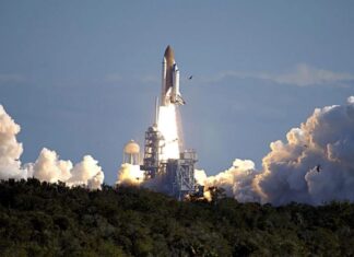 Tàu con thoi Columbia cất cánh trong nhiệm vụ cuối cùng mang tên STS-107, diễn ra vào ngày 16/1/2003 (Ảnh: NASA).