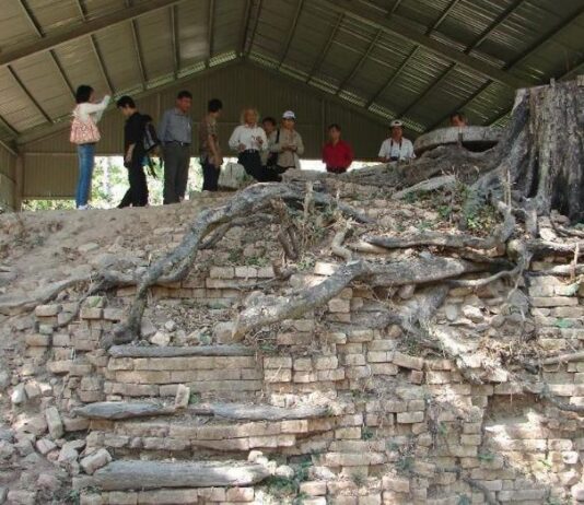 Thăm dò khảo cổ tại di tích Neáng Son tại An Giang
