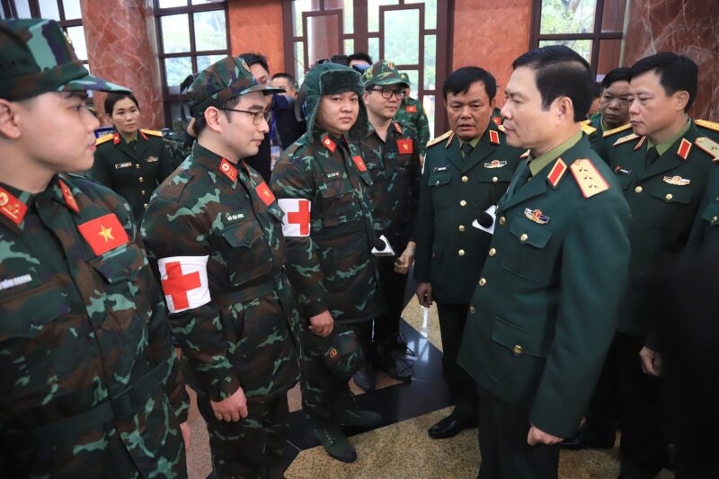 Thu truong Bo Quoc phong tham hoi min 800x533 - Việt Nam cử 76 quân nhân tham gia cứu nạn tại Thổ Nhĩ Kỳ