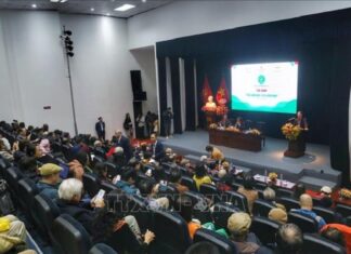 Thơ hiện nay với hôm nay Tọa đàm "Thơ hiện nay với hôm nay"