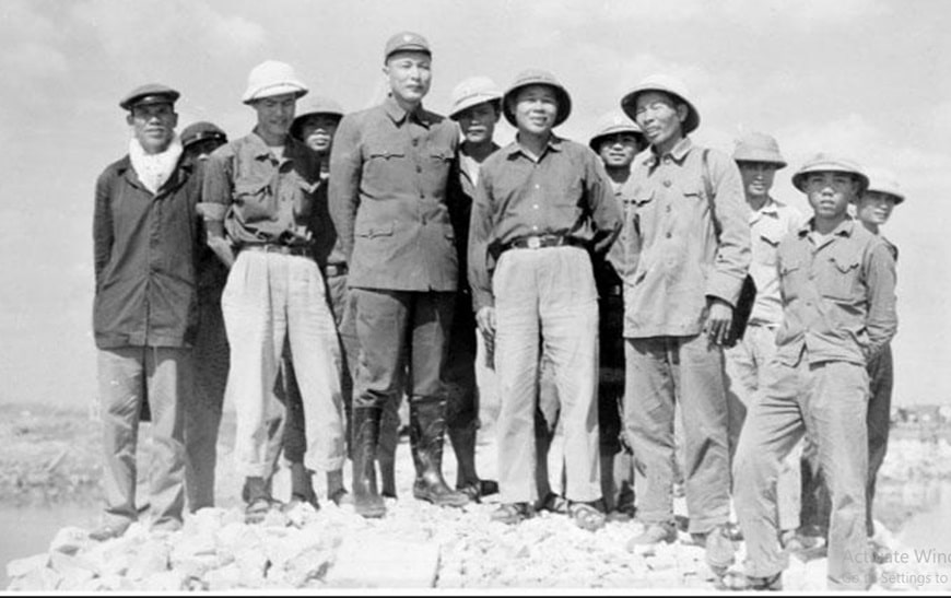 Trung tuong Dong Sy Nguyen nguoi dung cao nhat min - Trung tướng Đồng Sỹ Nguyên - nhà chính trị, quân sự mưu lược của Quân đội nhân dân Việt Nam