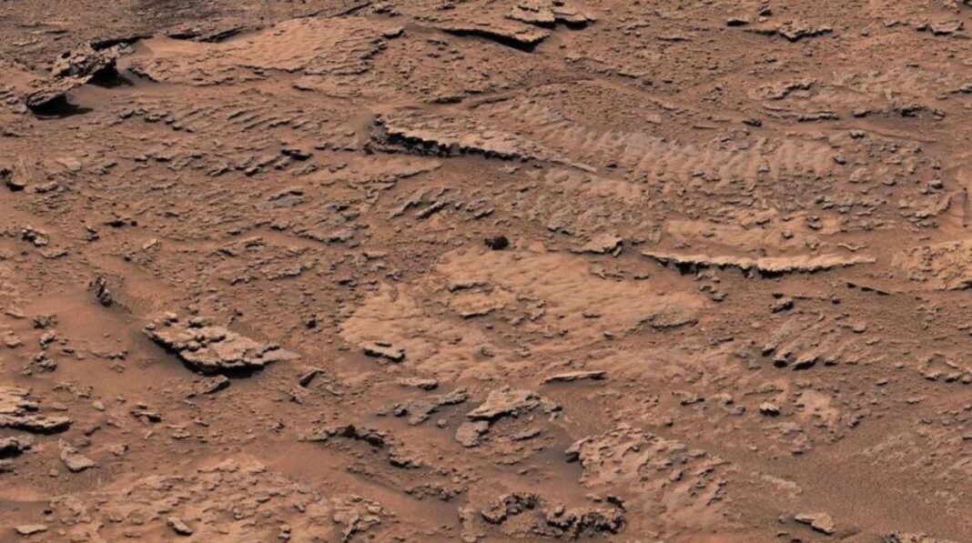 Tàu thám hiểm của NASA chụp được những hình ảnh cho thấy dấu hiệu sự sống ở Sao Hỏa