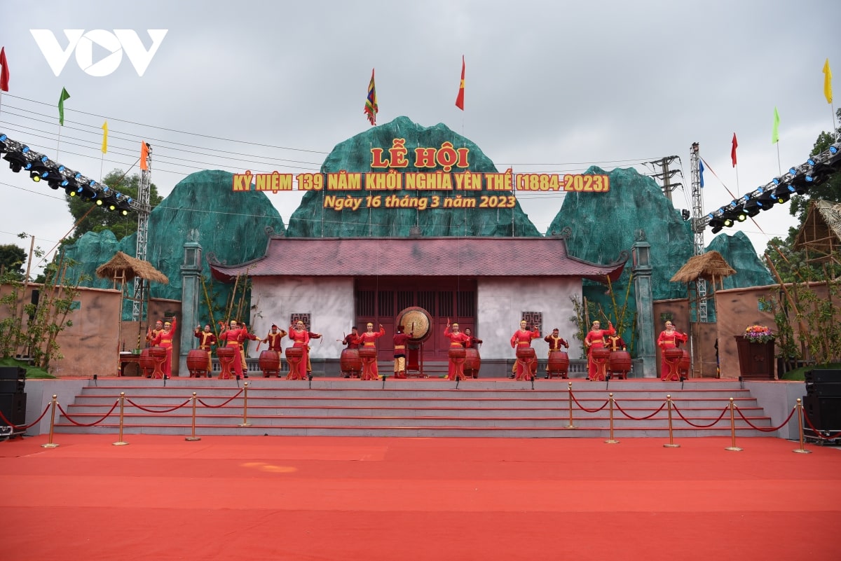 Ngược dòng lịch sử trở về 139 năm về trước, ngày 16/3/1884, Hoàng Hoa Thám cùng các nghĩa binh do Lương Văn Nắm (tức Đề Nắm) lãnh đạo đã phất cờ khởi nghĩa tại đình làng Hả, xã Tân Trung. Sau khi Đề Nắm bị sát hại, Hoàng Hoa Thám đã trở thành thủ lĩnh tối cao của phong trao khởi nghĩa Yên Thế. Ngược dòng lịch sử trở về 139 năm về trước, ngày 16/3/1884, Hoàng Hoa Thám cùng các nghĩa binh do Lương Văn Nắm (tức Đề Nắm) lãnh đạo đã phất cờ khởi nghĩa tại đình làng Hả, xã Tân Trung. Sau khi Đề Nắm bị sát hại, Hoàng Hoa Thám đã trở thành thủ lĩnh tối cao của phong trao khởi nghĩa Yên Thế.