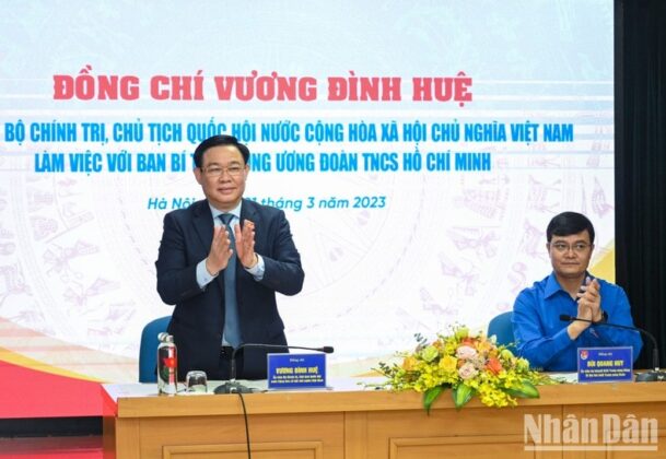 2 min 35 609x420 - Chủ tịch Quốc hội Vương Đình Huệ làm việc với Trung ương Đoàn Thanh niên Cộng sản Hồ Chí Minh