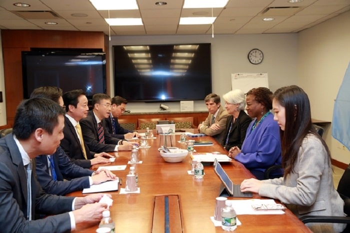 Phó Thủ tướng Trần Hồng Hà làm việc với Giám đốc điều hành UNFPA Natalia Kanem 