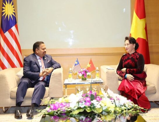 Chủ tịch Quốc hội Nguyễn Thị Kim Ng&acirc;n tiếp Chủ tịch Thượng viện Malaysia S Vigneswaran M Sanasee trong khu&ocirc;n khổ Hội nghị thường ni&ecirc;n lần thứ 26, Diễn đ&agrave;n Nghị viện ch&acirc;u &Aacute;-Th&aacute;i B&igrave;nh Dương (APPF-26), ng&agrave;y 18/1/2018. (Ảnh: Trọng Đức/TTXVN)