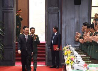 Chủ tịch nước Võ Văn Thưởng dự chương trình tuyên dương Gương mặt trẻ tiêu biểu toàn quân