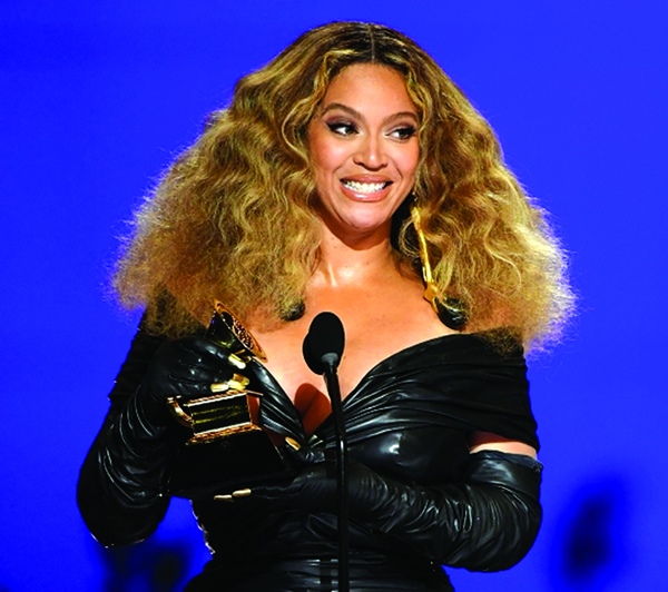 Beyonce min - Sức mạnh của nữ quyền trong Nghệ thuật - Tác giả: Yên Châu