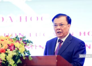 Bí thư Hà Nội: Văn hóa là động lực, nguồn lực phát triển Thủ đô Bí thư Thành ủy Hà Nội Đinh Tiến Dũng phát biểu tại hội thảo.