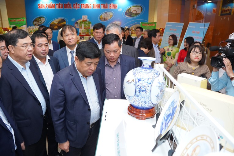 Bộ trưởng Kế hoạch và Đầu tư Nguyễn Chí Dũng