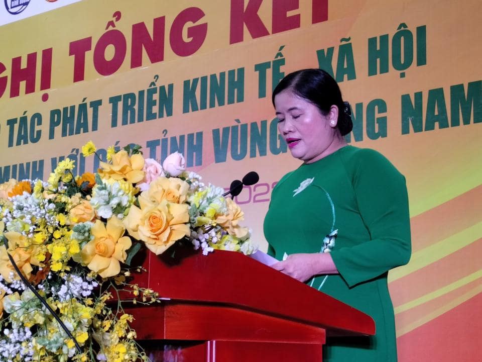 Chủ tịch UBND tỉnh Bình Phước Trần Tuệ Hiền cho biết có 206 dự án của các nhà đầu tư đến từ TP Hồ Chí Minh với số vốn đăng ký gần 20.000 tỷ đồng.