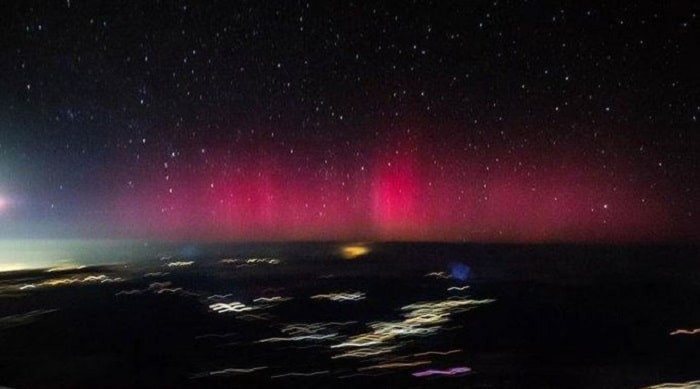 Cầu lửa tàng hình va chạm, bầu trời Mỹ đổi màu hồng, NASA cũng 'bó tay'