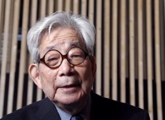 Kenzaburo Oe: Văn chương đau thương và khả năng tự chữa lành – Tác giả: Phong Linh Kenzaburo Oe: Văn chương đau thương và khả năng tự chữa lành