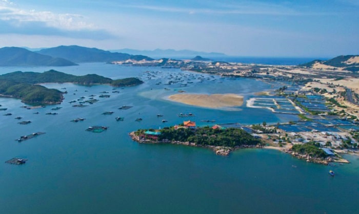 Khu kinh te Van Phong se co san bay san golf va casino min - Khu kinh tế Vân Phong vừa được Thủ tướng phê duyệt có gì đặc biệt?