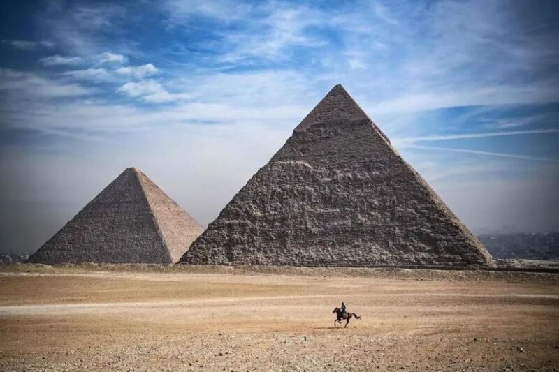 Kim tu thap Khufu 4500 nam tuoi min 800x533 - Tìm kiếm bí mật trong Đại kim tự tháp Giza 4.500 tuổi