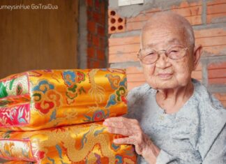 Vị Công tôn nữ cuối cùng làm gối tựa cung đình Huế qua đời ở tuổi 101 Vị Công tôn nữ cuối cùng làm gối tựa cung đình Huế qua đời ở tuổi 101
